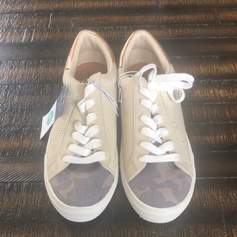 Universal Thread Cady Shoes